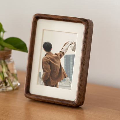 Elegant Decorative Wooden Photo Frame