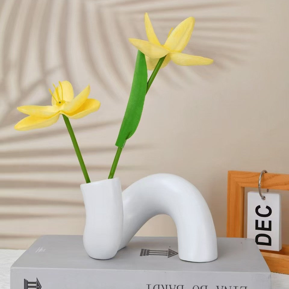 Modern Abstract Ceramic Candle Holder Homeandso