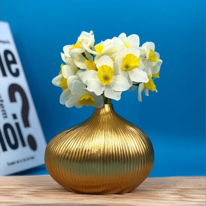 Elegant Ribbed Decorative Ceramic Vase Homeandso