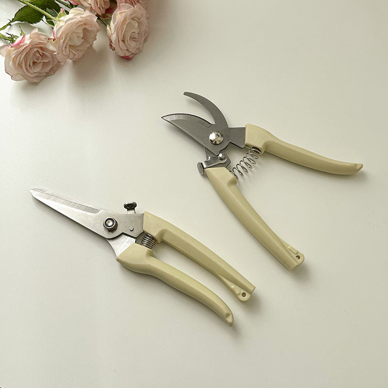 Ergonomic Gardening Shears