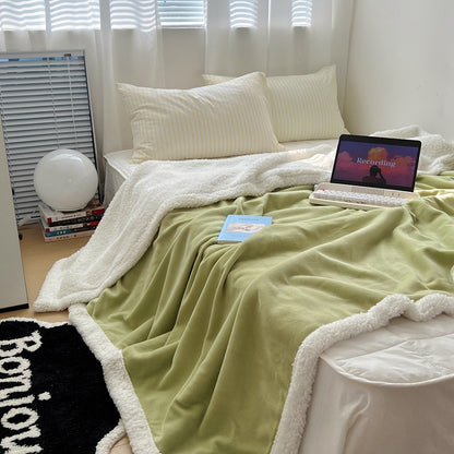 Fluffy Sherpa-Fleece Blanket