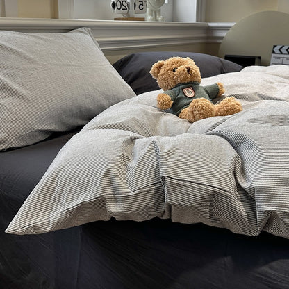 Decorative Striped Comfort Quilt Homeandso