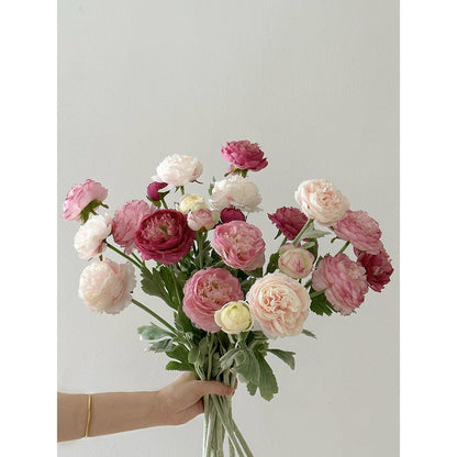 Lifelike Floral Bouquet Decoration
