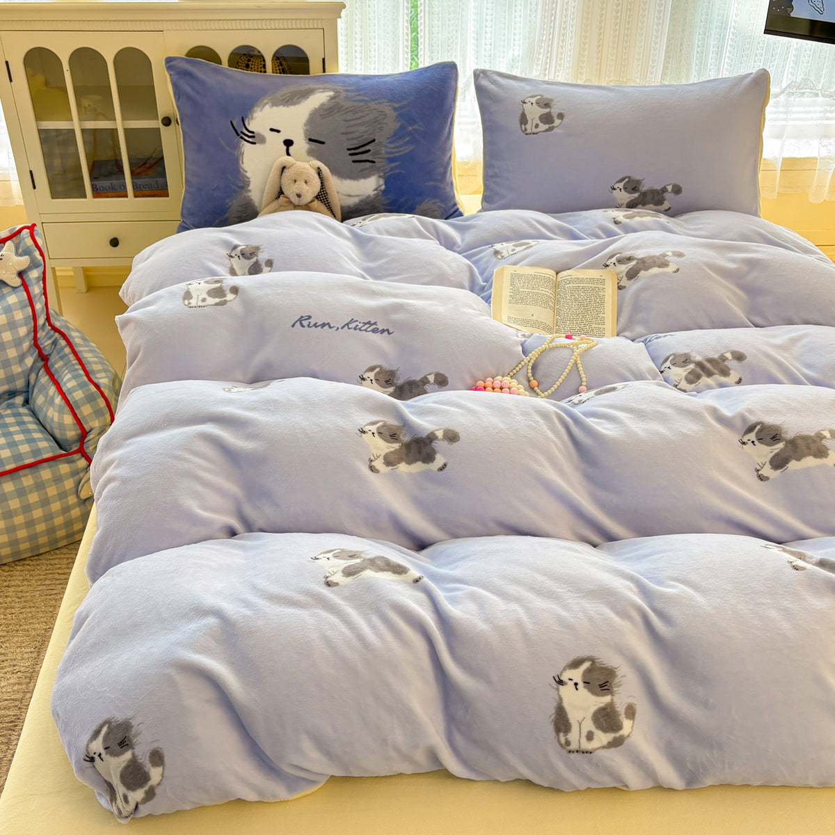 Playful Animal-Themed Comforter Set Homeandso