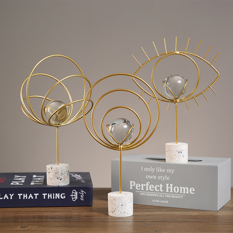 Elegant Sculptural Table Decor Homeandso