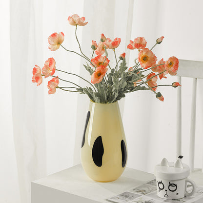 Dekorative Blumenarrangement-Vase