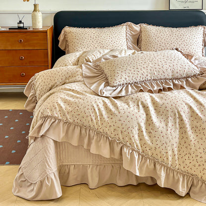Floral Ruffled Bedding Set