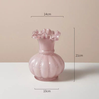 Dekorativer Glasblumenhalter