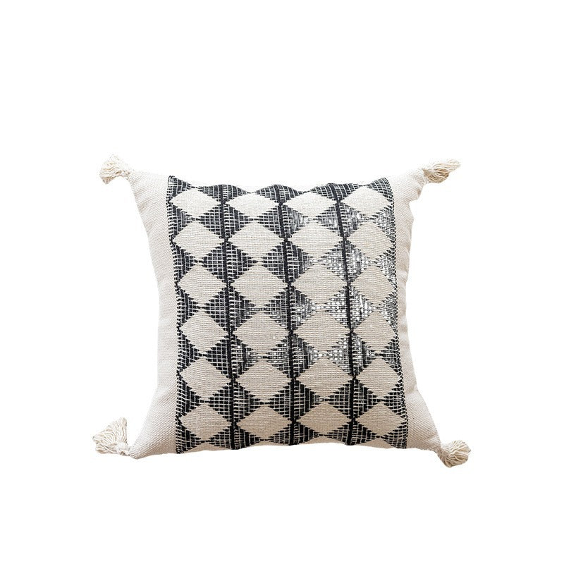 Geometric Patterned Throw Cushion