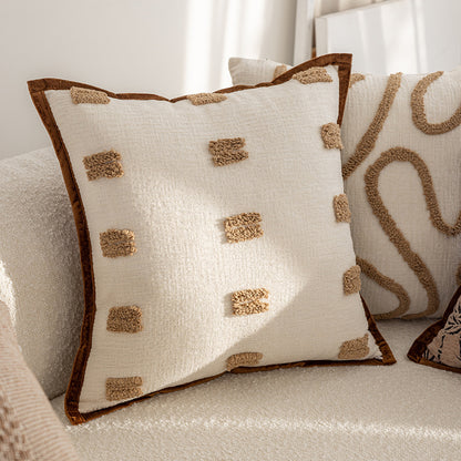 Geometric Patterned Throw Cushion