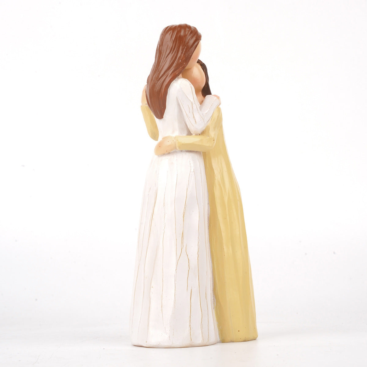 Embracing Couple Figurine Homeandso