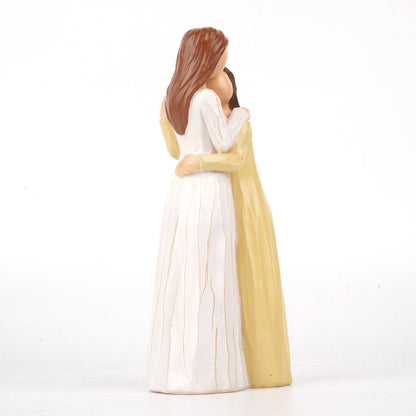 Embracing Couple Figurine Homeandso