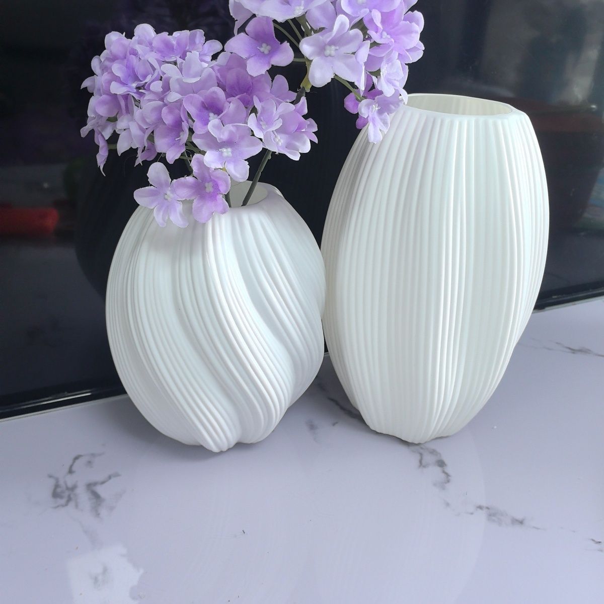 Decorative Ribbed Ceramic Vase