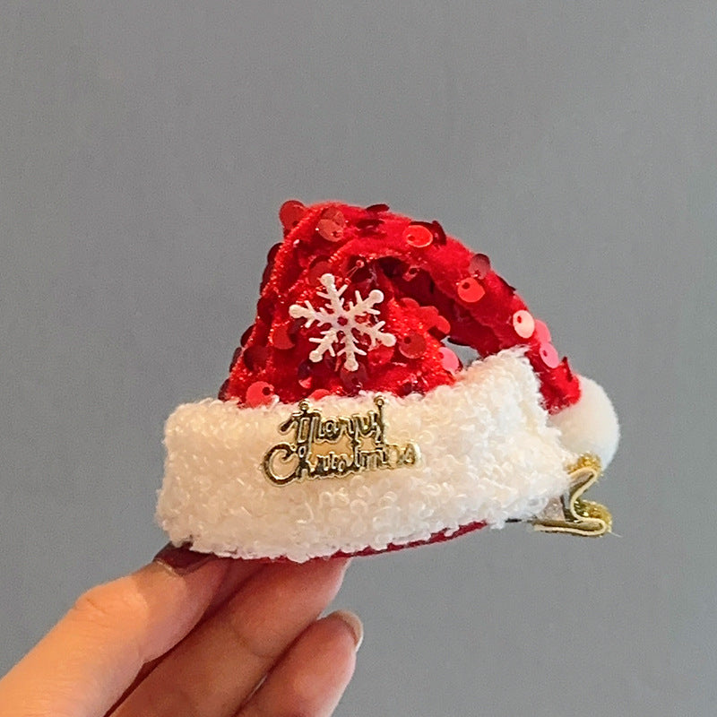 Adorable Holiday-Themed Pet Hat