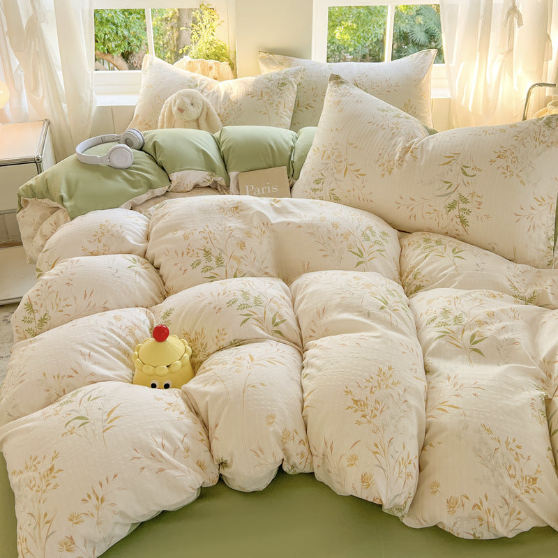 Playful Bear-Themed Bedding Set Homeandso