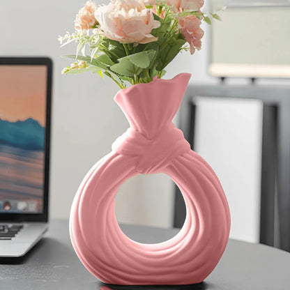Artistic Knot-Shaped Ring Vase Homeandso