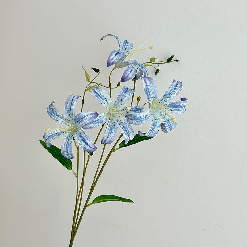 Elegant Lily Floral Arrangement