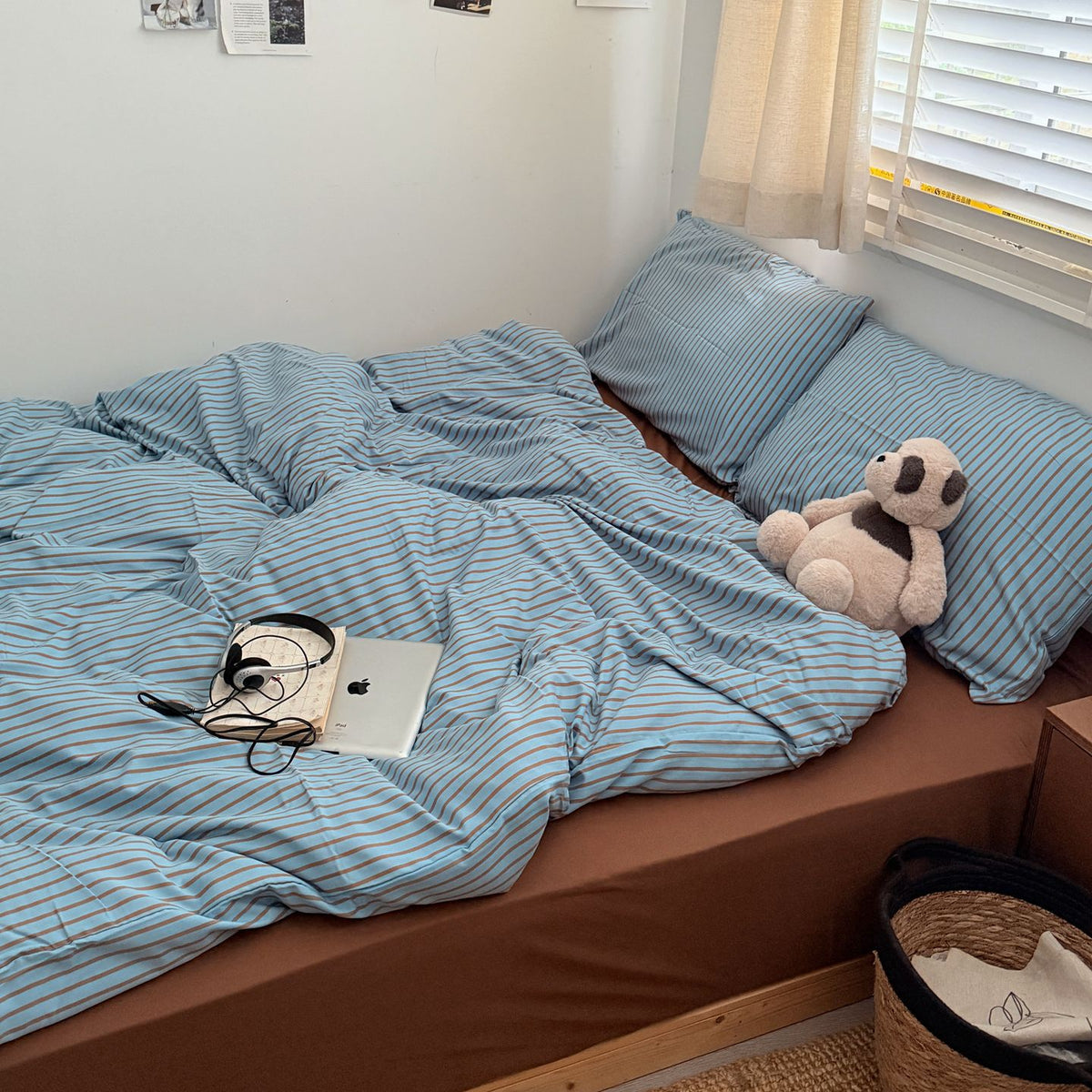 Decorative Striped Bed Linen Set Homeandso