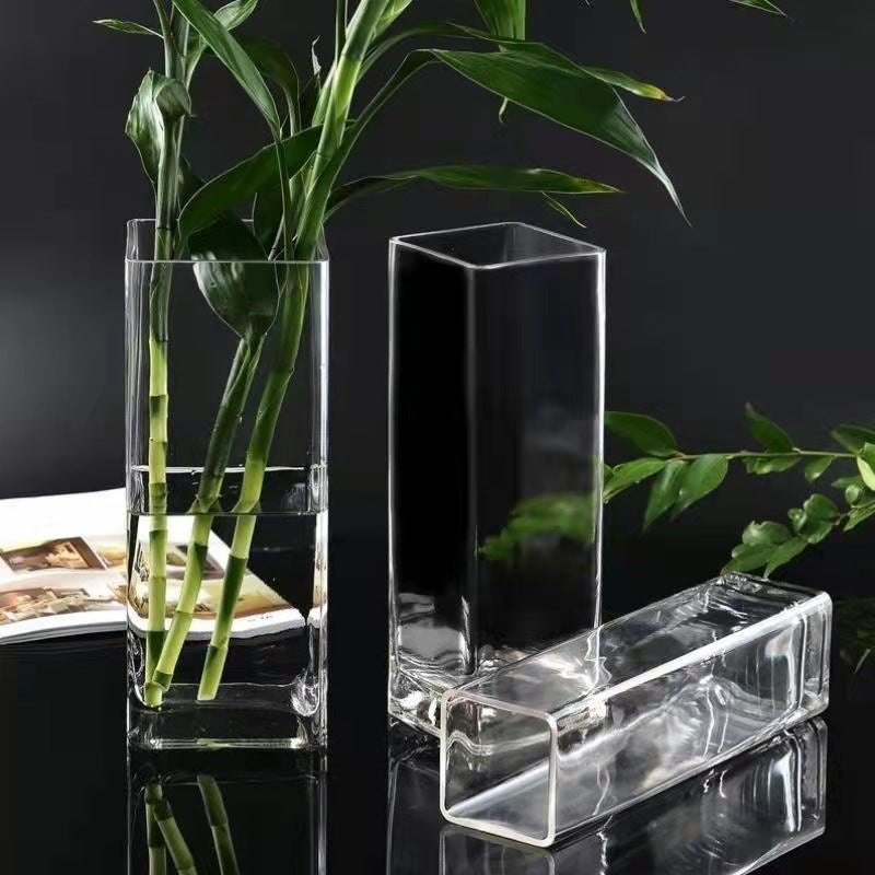 Elegante rechteckige Glasvase
