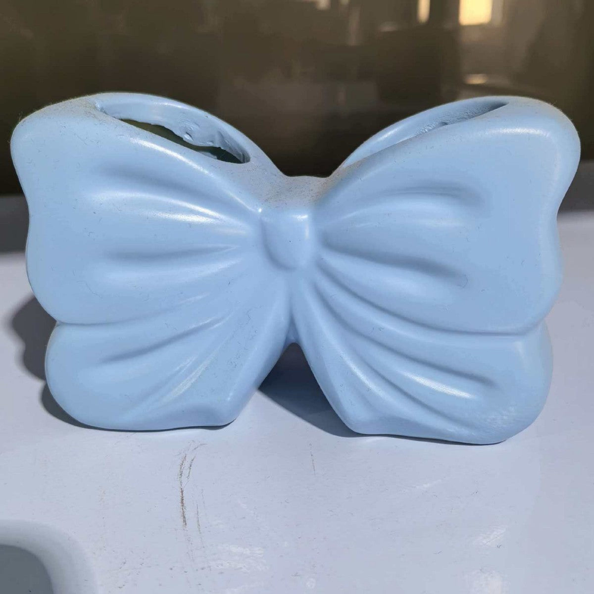 Decorative Bow-Shaped Phone Holder Homeandso
