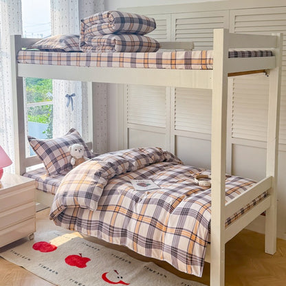 Lightweight Comforter Set