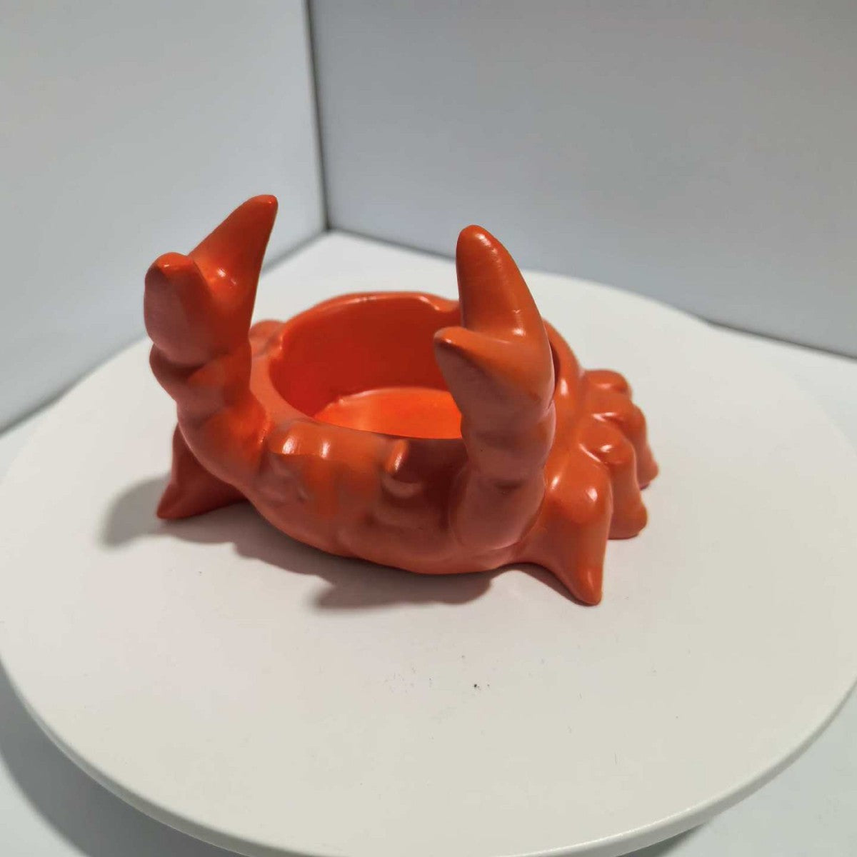 Crab-Shaped Phone Holder Homeandso