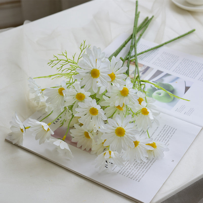 Decorative Artificial Daisy Bouquet