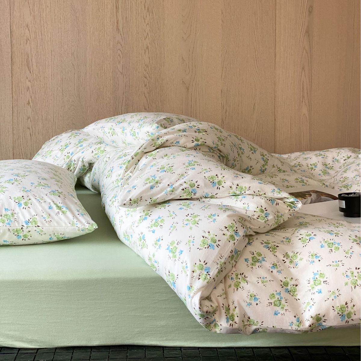 Decorative Floral Patterned Bedding Set Homeandso