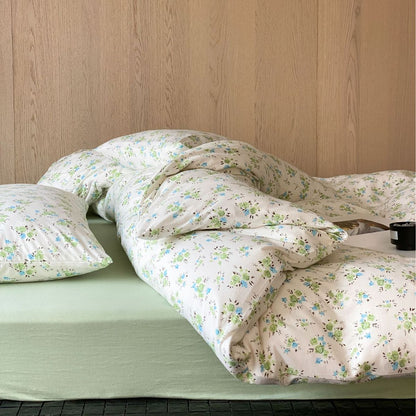 Decorative Floral Patterned Bedding Set Homeandso
