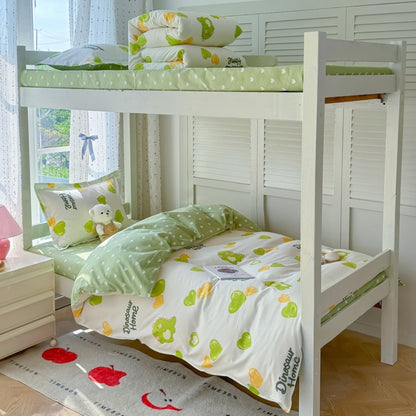 Lightweight Comforter Set