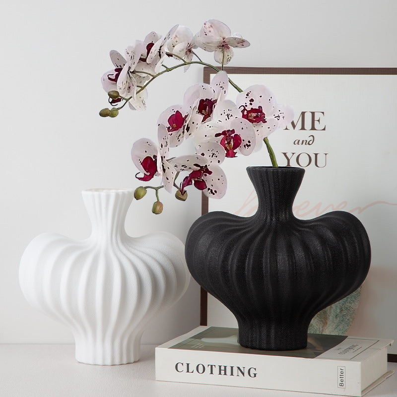 Decorative Ribbed Ceramic Vase Homeandso