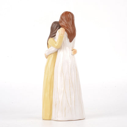 Embracing Couple Figurine Homeandso