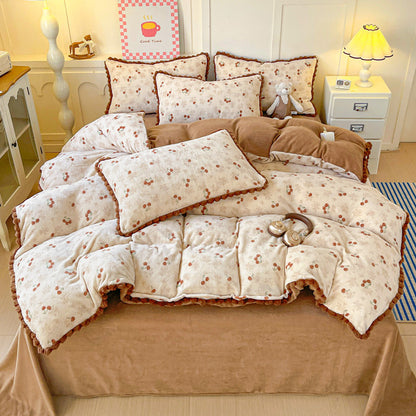 Plush Floral Print Bedding Set