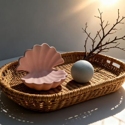 Elegant Shell-Shaped Dish Homeandso