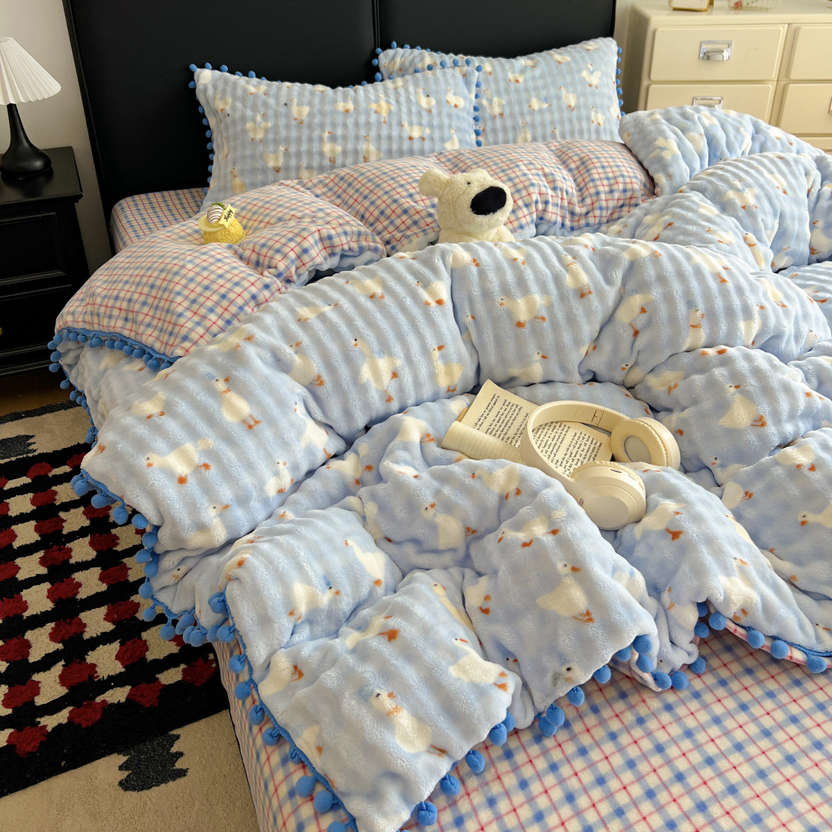 Soft Textured Bedspread Set