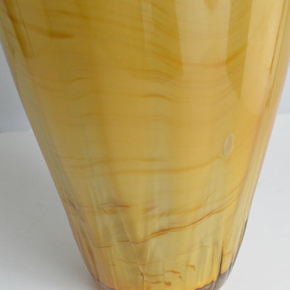 Artistic Glass Centerpiece Homeandso