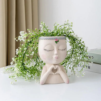 Heart-Shaped Love Figurine Homeandso