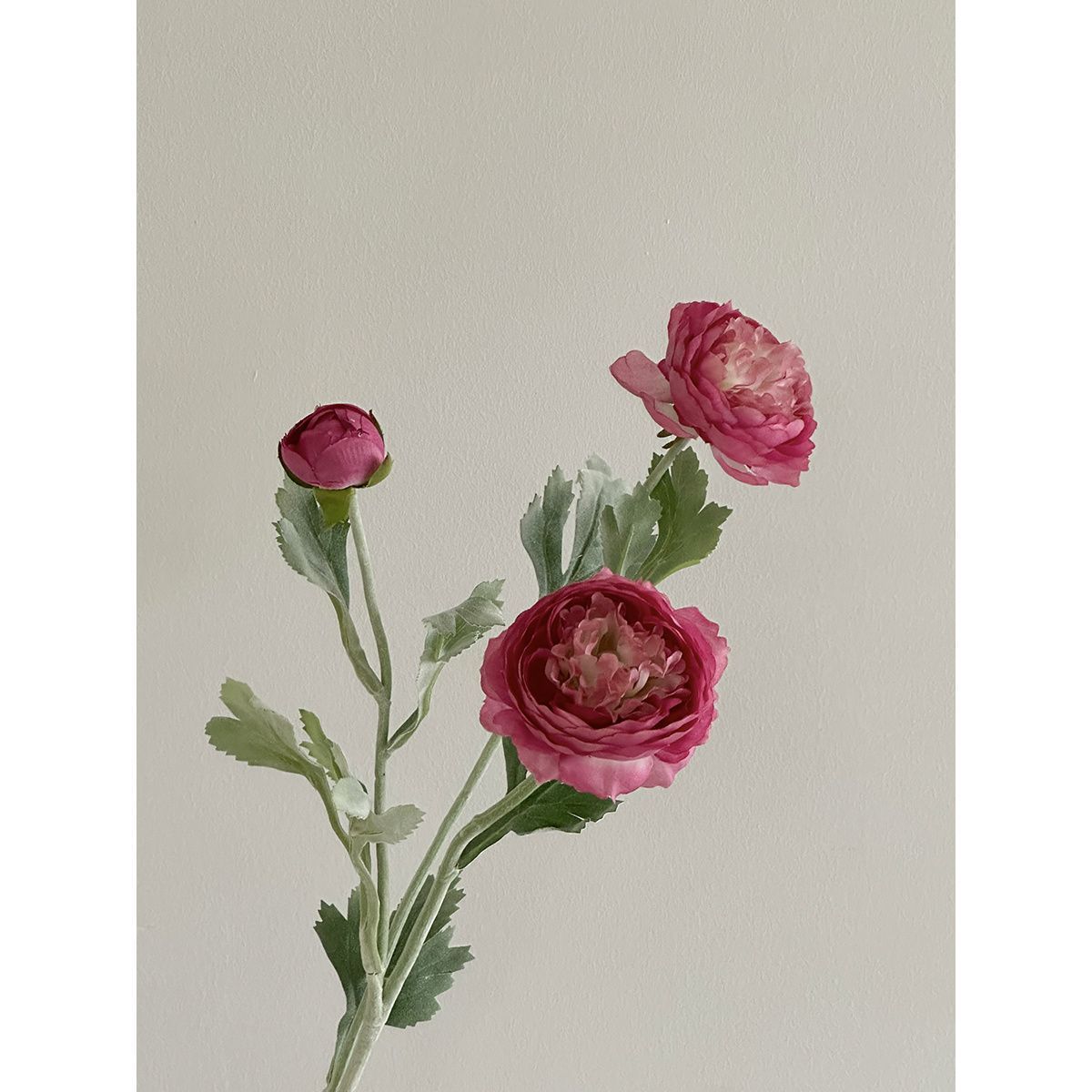 Lifelike Floral Bouquet Decoration