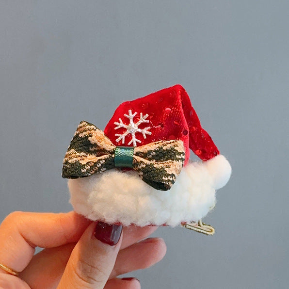 Festive Holiday-Themed Hair Accessory