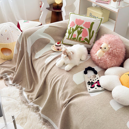Decorative Throw Blanket for Living Room Comfort