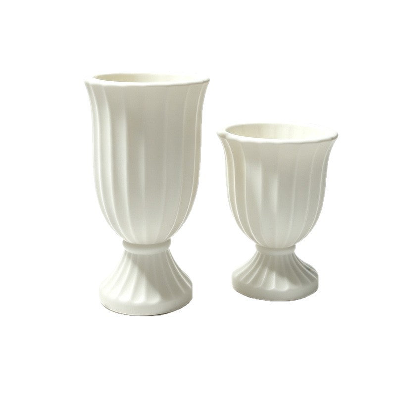 Majestic Ribbed Decorative Vase