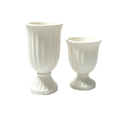 Majestic Ribbed Decorative Vase