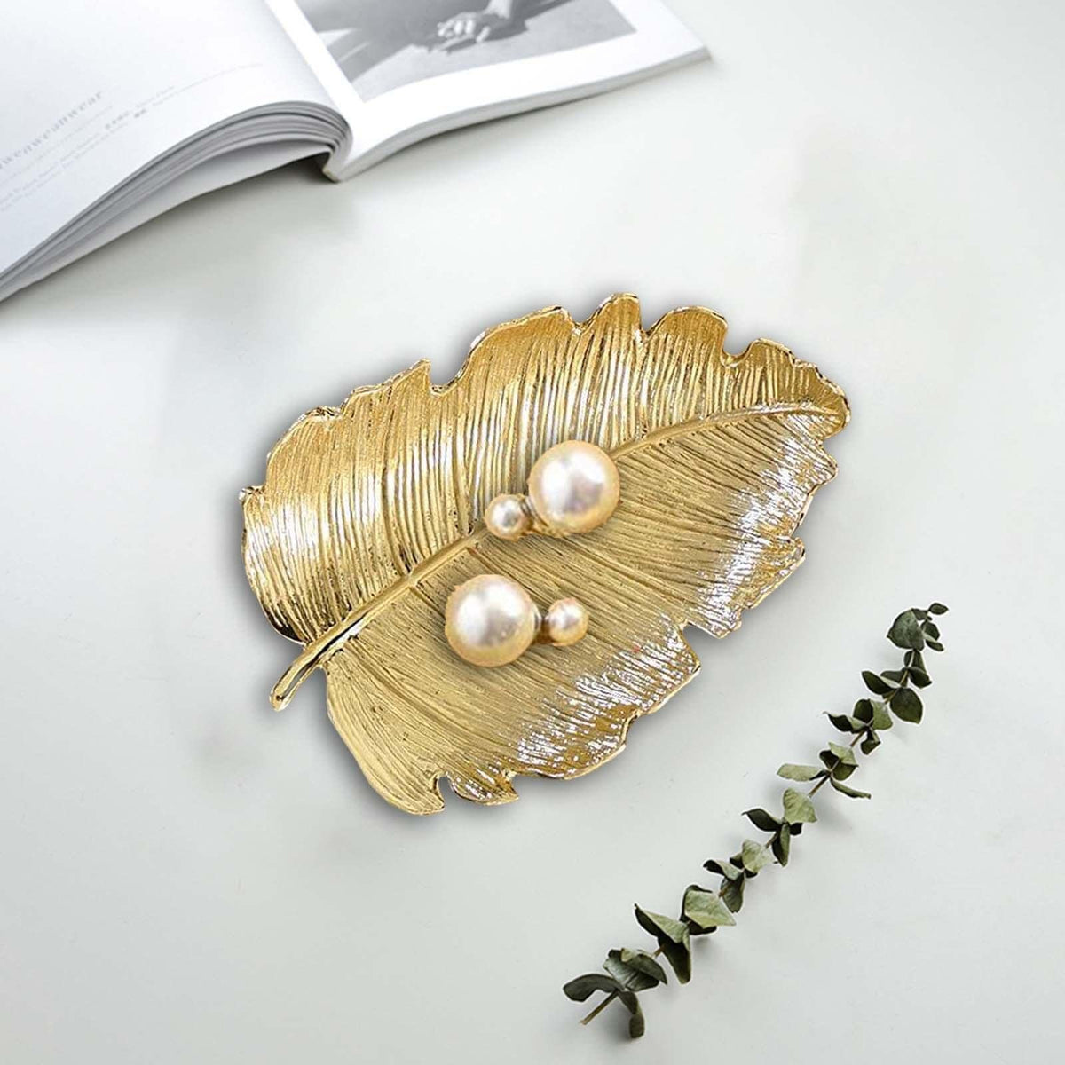 Ornate Leaf-Shaped Dish Homeandso