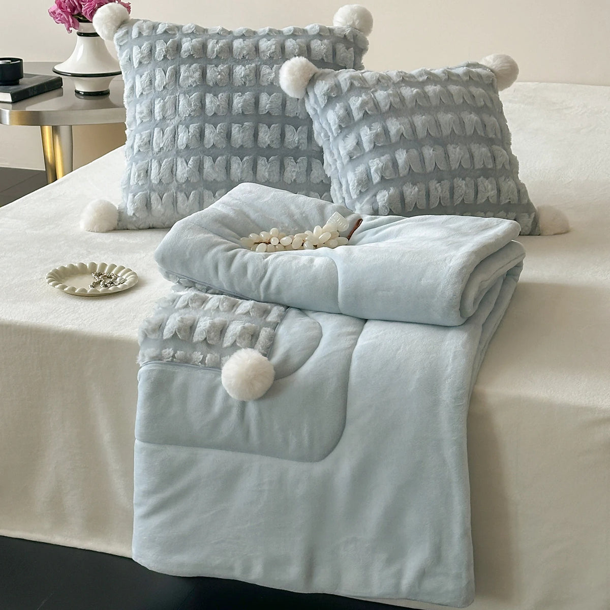 Decorative Cozy Textured Fleece Blanket Set Homeandso