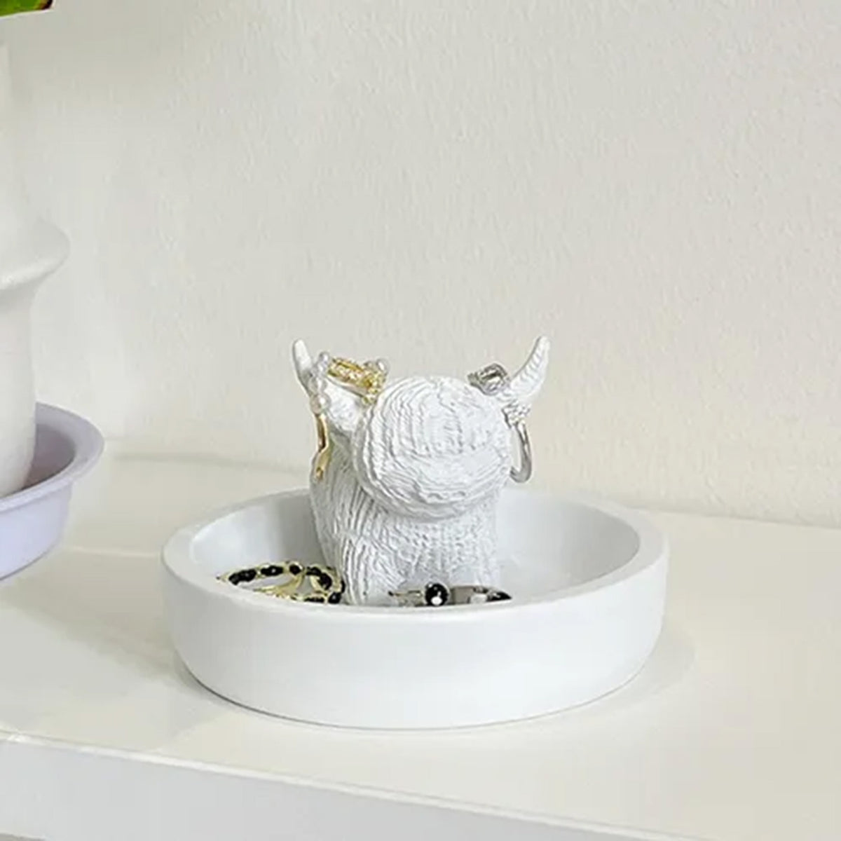 Highland Cow Decorative Phone Holder Homeandso