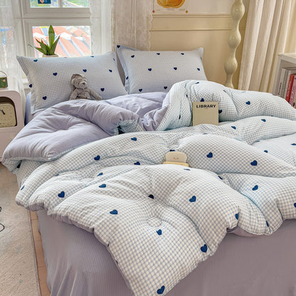 Heart Patterned Quilt Set Homeandso
