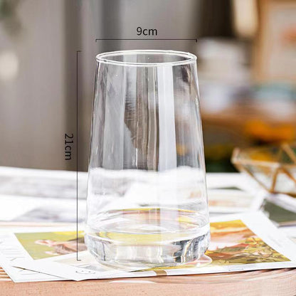 Elegante taillose Glas Wasserkrug