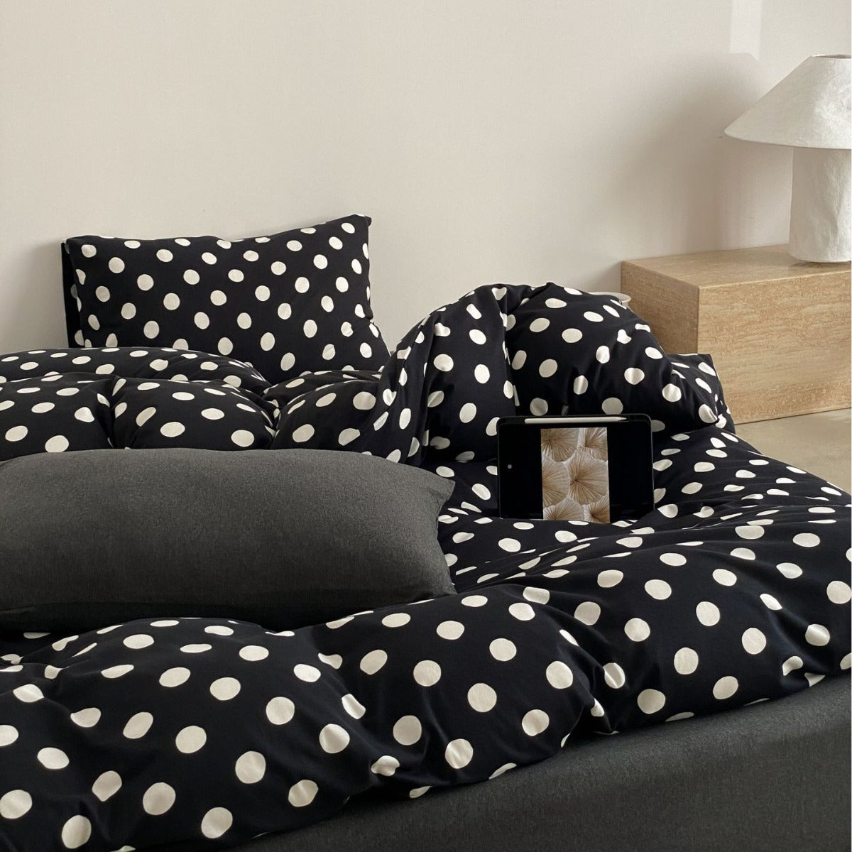 Decorative Cozy Polka Dot Duvet Cover Set Homeandso