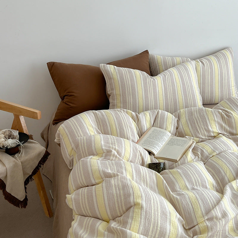 Decorative Striped Comfort Quilt Homeandso