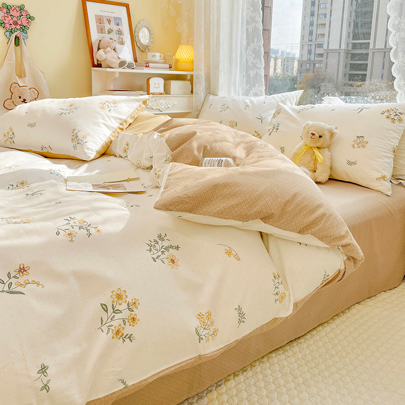 Decorative Floral Patterned Bedding Set Homeandso